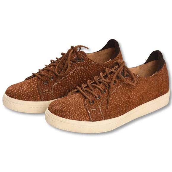 Kevin's Carpincho Sneaker Men’s Size 13